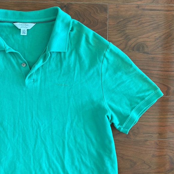 Calvin Klein Light Green Men’s Polo Shirt - Picture 3 of 8
